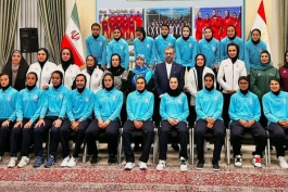 ملاقات دختران فوتبالیست با سفیر ایران؛ تورنمنت کافا به ایستگاه پایانی رسید