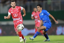 سروش رفیعی هافبک پرسپولیس تهران - بازیکن سابق تیم ملی ایران، فولاد، سپاهان و تراکتور - محمدحسین اسلامی بازیکن استقلال تهران و وینگر سابق ذوب آهن اصفهان - لیگ برتر ایران