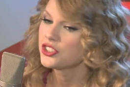 اجرای زنده Mine از Taylor Swift با گیتار