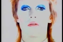 موزیک ویدیوی Life on Mars از David Bowie
