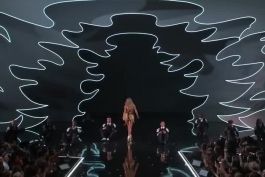 اجرای زنده Taylor Swift - Artist of the decade در مراسم AMAs 2019