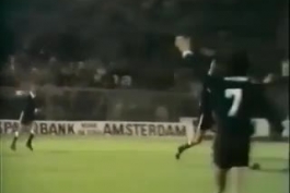 هایلایت عملکرد کرویف مقابل ایندپندینته/ دور برگشت فینال جام بین قاره‌ای 1972