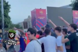 خوشحالی هواداران بارسلونا از نیامدن امباپه 😬😳😨