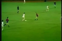 هایلایت عملکرد کرویف مقابل بایرن مونیخ جام باشگاه های اروپا 72/73