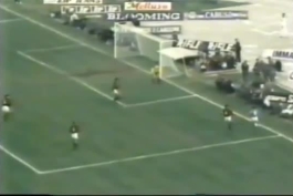 هایلایت عملکرد دیگو مارادونا مقابل آث میلان/سری آ 1985/86