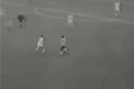 عملکرد فوق العاده مانه گارینشا مقابل انگلیس/یک چهارم نهایی جام جهانی 1962