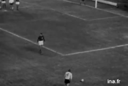 خلاصه بازی فرانسه 5-2 انگلیس (مقدماتی یورو 1964) / فیلم