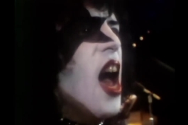 Kiss - I Was Made For Lovin' You (Music Video)
