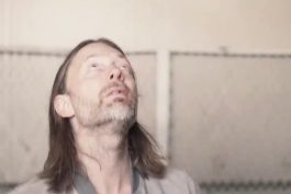 Radiohead - Daydreaming (Music Video)