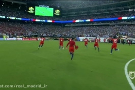بدترین پنالتی تاریخ فوتبال توسط لیونل مسی در فینال کوپا آمریکای 2016 بین آرژانتین و شیلی زده شد؛ پس از این مسابقه کریستیانو رونالدو و محمد صلاح و زیدان به تمسخر لیونل مسی آرژانتینی پرداختند!