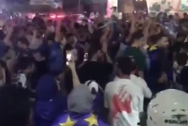 رقص و پیاکوبی هواداران استقلال پل حافظ تهران 