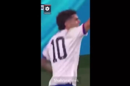 شادی بعد از گل کریستین پولیشیچ با رقصی به سبک دونالد ترامپ / پولیشیچ کاپیتان تیم ملی فوتبال آمریکا بعد از به ثمر رساندن گل یک شادی جالب و دور از ذهن از خود انجام داد 