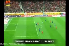  به‌ یادماندنی‌ ترین گل‌ تاریخ فوتبال ایران گل تماشایی کریم باقری به استقلال بود شوتی سهمگین از میانه میدان که از بالای دستان وحید طالب‌لو عبور کرد و مستقیماً به تور دروازه چسبید 