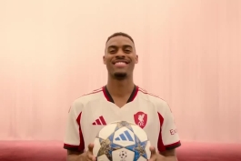 رونمایی از پیراهن اول و دوم لیورپول برای فصل ۲۶-۲۰۲۵