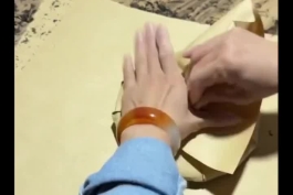 بسته بندی چای سنتی فشرده چینی اونقدر جذابه که بارها میشه از دیدنش لذت برد