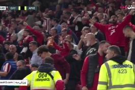 ⚽ مهدی طارمی با گلی تاریخی به آریس سالونیکی، سرنوشت المپیاکوس را تغییر داد و یونان را بهت ‌زده کرد؛ گلی زیرطاقی که حتی هواداران آریس هم برایش ایستاده تشویق کردند و بهترین ‌گل هایش در پورتو هم در برابر این گل محو شدند