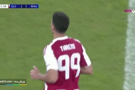 گل فوق‌العاده زیبای مهدی طارمی به رئال مادرید در لیگ قهرمانان اروپا 2026_2025 / طارمی بازیکن حال حاضر المپیاکوس و تیم ملی ایران با یک پرش و ضربه سر دقیق دروازه رقیب پر آوازه خود را به زیبایی باز میکند 