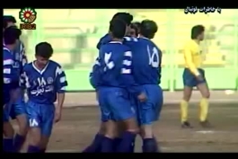 زیباترین گل تاریخ علی دایی برای تیم بانک تجارت که در مقابل استقلال در سال 1371 به ثمر رسید اسطوره تیم ملی ایران سابقه بازی برای تیم های هرتابرلین و بایرن مونیخ را در کارنامه خود دارد