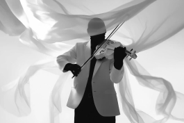 موزیک ویدیوی جدید قشنگ‌ترین گناه از شادمهر عقیلی به همراه دانلود آهنگ و متن ترانه