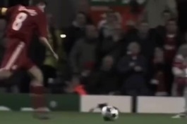 ‌استیون جرارد ؛ قلب انفیلد هنوز به خاطرش میتپه 