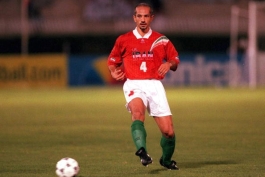 محمد خاکپور مدافع مستحکم تیم ملی در دهه 70