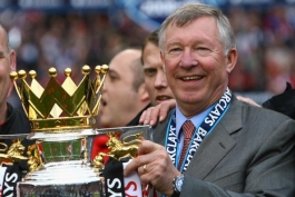 Sir Alex Ferguson celebrates Barclays Premier League - Old Trafford on May 16, 2009
