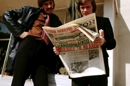 استیو هایوی (چپ) و برایان هال دو بازیکن تیم لیورپول در سال 1972 - Steve Heighway (left) and Brian Hall
