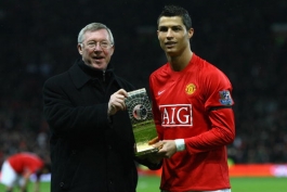 Cristiano Ronaldo of Manchester United and Manager Sir Alex Ferguson pose with the Fifa World Player of the Year Award 2008 won by Ronaldo (2009)