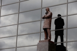 The bronze statue of Manchester United manager Sir Alex Ferguson is pictured on the day he announced his retirement as club manager on May 8, 2013 in Manchester, England