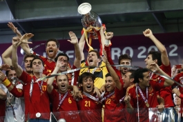 یورو 2012؛ قهرمانی اسپانیا