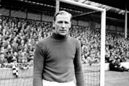 Seven months after breaking his neck, Bert Trautmann returns to the Manchester City first team for the Division One game against Wolves, 1957