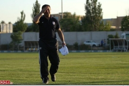 واکنش جلالی به ادامه حضور نکونام در استقلال