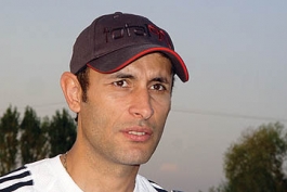 گل‌محمدی در رختکن با بازیکنان پرسپولیس خداحافظی کرد