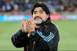 ابراز علاقه مارادونا برای سرمربیگری در ناپولی