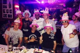 عکس روز؛ تولد 45 سالگی کافو!