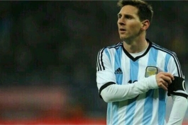 یادداشت روز : نگاه یک ملت به درخشش کاپیتان مسی ؛ رسیدن به فینال جام جهانی با لئو امکان پذیر است 