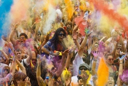 جشنواره رنگ ها در مادرید اسپانیا
