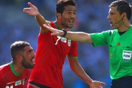 بزن تو گوشش اشکان.....
