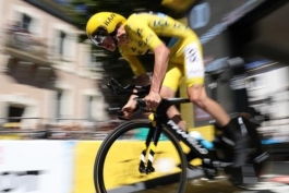 تور دو فرانس 2016؛ نتایج روز سیزدهم؛ پیروزی دومولین در روزی که تحت تاثیر حادثه "نیس" بود