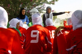 اردوی تیم ملی بانوان - فوتبال زنان در ایران
