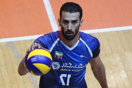 پشت خط زن تیم ملی والیبال ایران - قطر پاسور تیم ملی والیبال ایران 