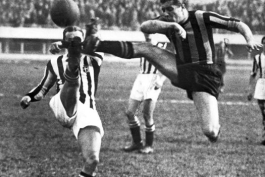 پر افتخار ترین بازیکن تاریخ