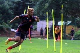 حسینی: وقتی ۳ بازیکن از تیم جدا می‌شوند یعنی تلاش ما باید بیشتر شود