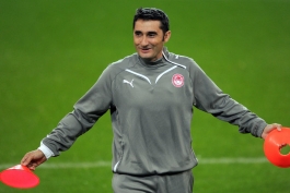 اولمپیاکوس - ارنستو والورده - بارسلونا - Ernesto Valverde