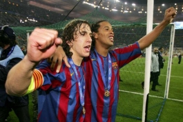 Ronaldinho - Carles Puyol - FC Barcelona - بارسلونا - لیگ قهرمانان اروپا