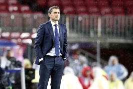 بارسلونا - FC Barcelona - Ernesto Valverde