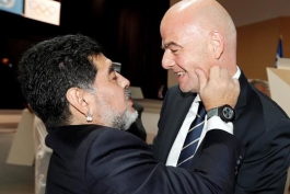 Gianni Infantino -Diego Maradona - Argentina - Fifa - آرژانتین - رئیس فیفا