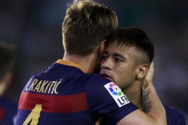 Ivan Rakitic - FC Barcelona - بارسلونا - لالیگا - Neymar