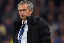 مورينيو: کتاب سوارز پر از چرنديات است