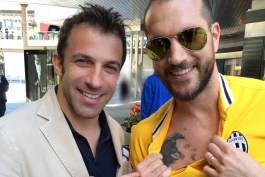 هروقت دلت گرفت قیافه یِ خندونِ ایشون رو ببین :)))))